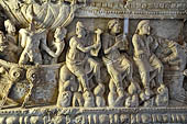 Volterra. La grandiosa serie di urne cinerarie del Museo Etrusco Guarnacci. 
